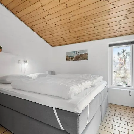 84133-ebeltoft-oreflippen-7-b *